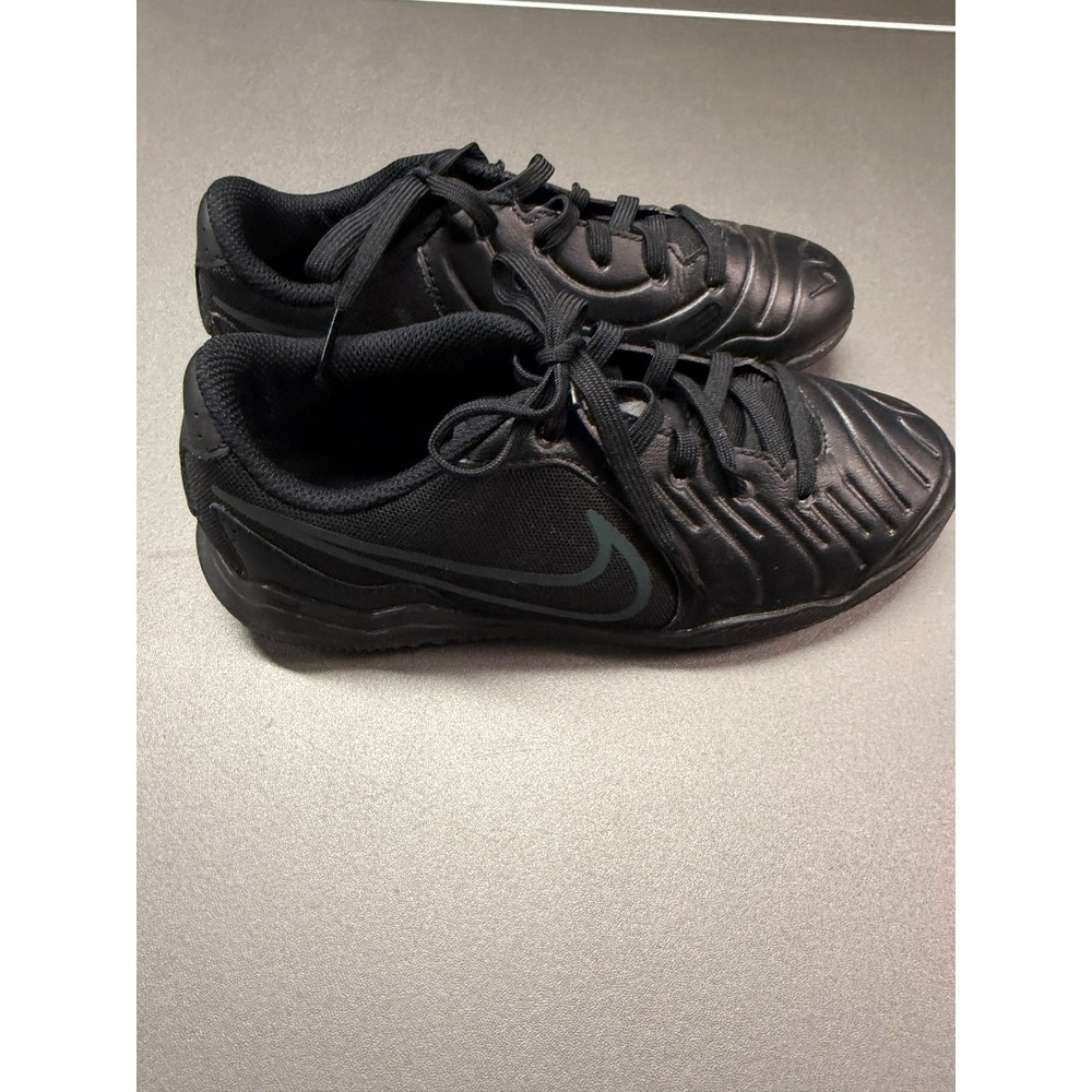 Nike Jr Tiempo Legend 10 Club IC Kids Soccer Shoes Black DV4354-002 Size 2.5Y